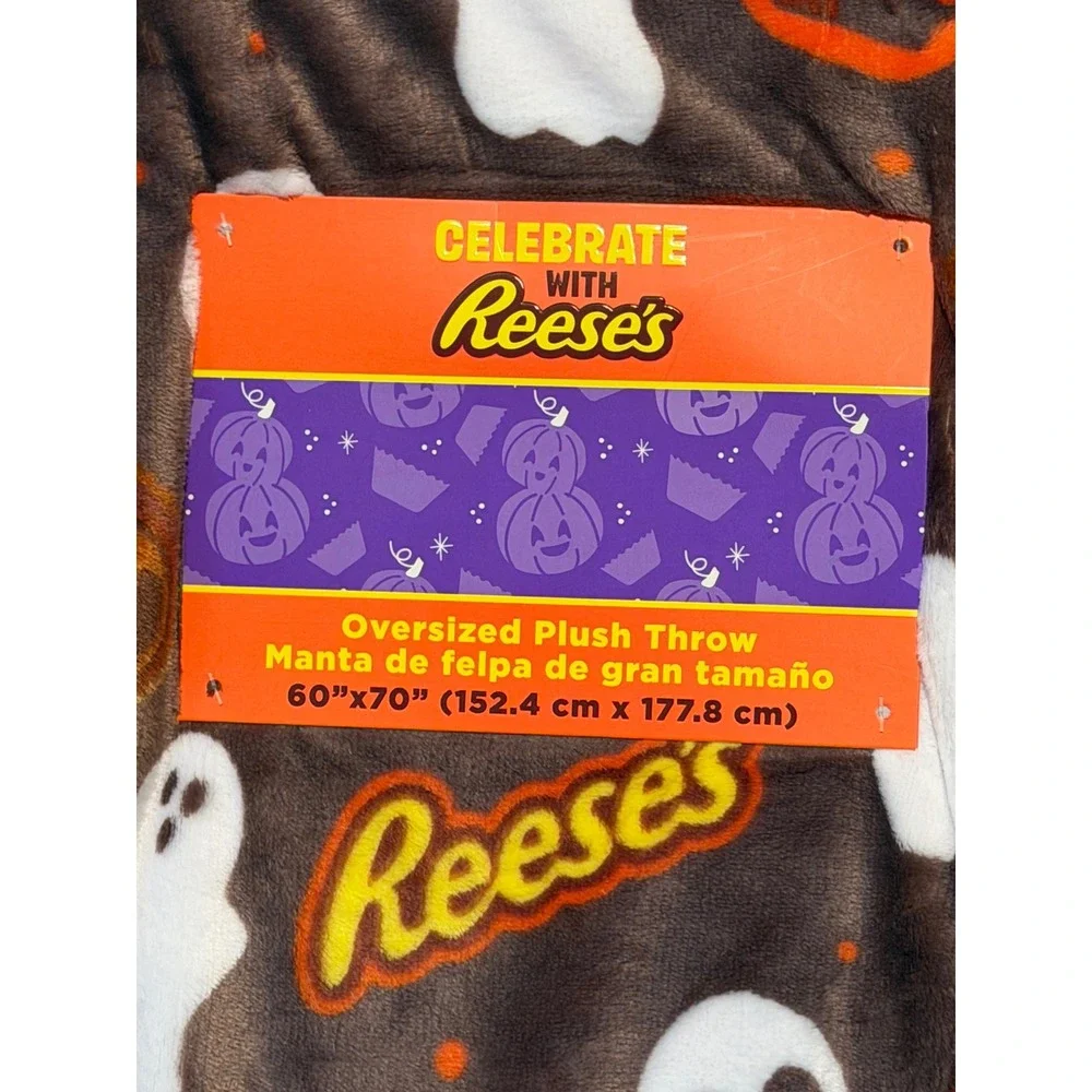 Reese's Halloween Oversized Plush Throw Blanket 60x70 Ghost Skull Pumpkin Brown